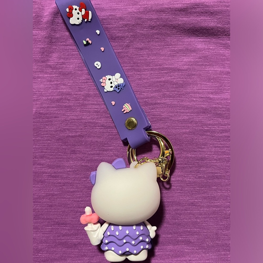 Hello kitty keychain - Picture 2 of 2